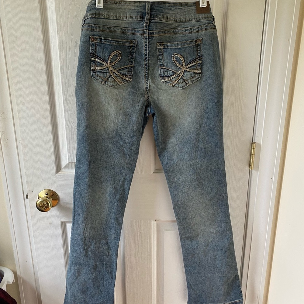 Wallflower Bootcut jeans size 11 Never been worn